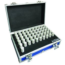 ACCUD 528-0700-51 CERAMIC PIN GAUGE SET 6.50-7.00mm - step 0,01mm / 51pcs / accuracy ±1µm Obrázek pro produkt ACCUD 528-0700-51 CERAMIC PIN GAUGE SET 6.50-7.00mm - step 0,01mm / 51pcs / accuracy ±1µm